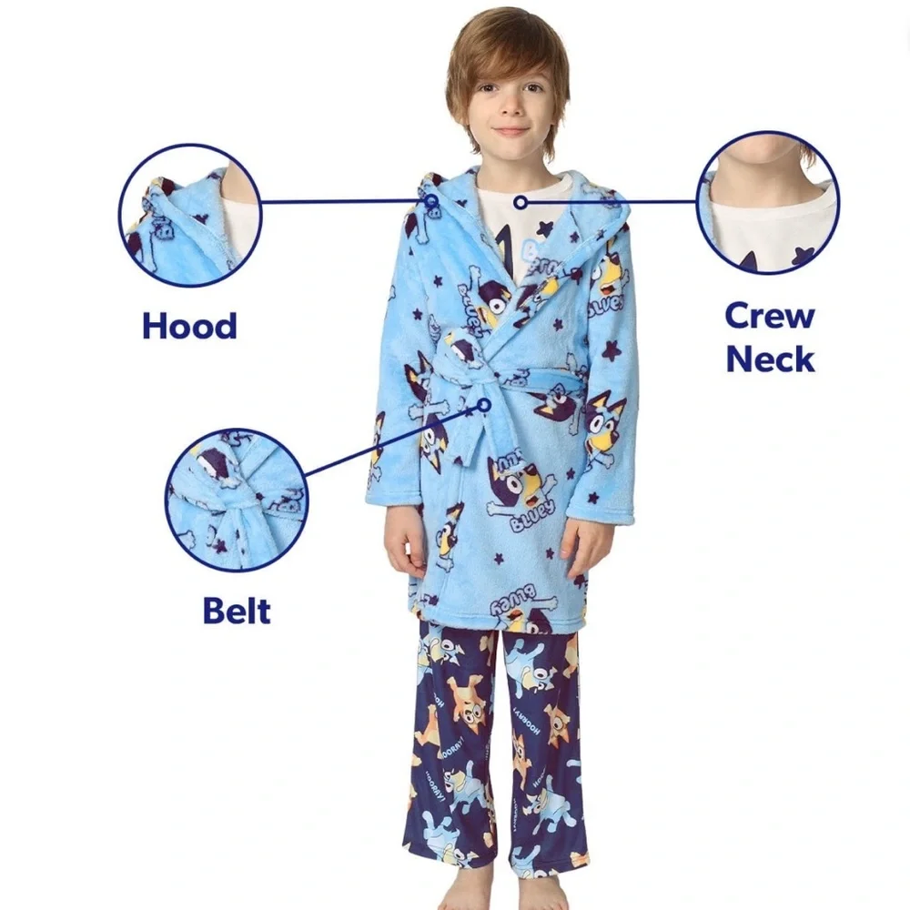 New! Member’s Mark Boys 3-Piece Bluey Hooded Robe and Pajama Set - size 6
